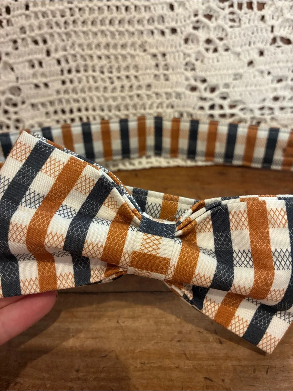 Striped Bow Tie Dog Collar in Tan, Adjustable to 25” New